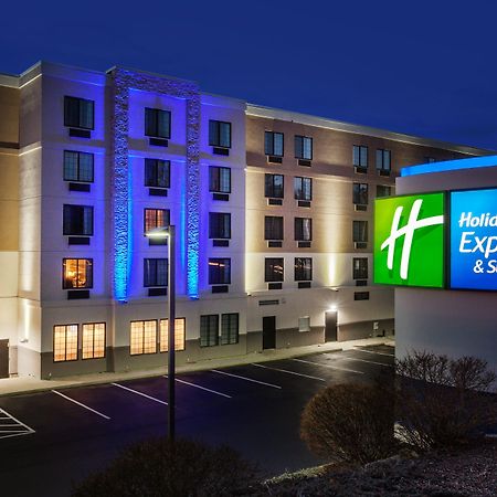 Holiday Inn Express Hotel & Suites Providence-Woonsocket By Ihg Dış mekan fotoğraf