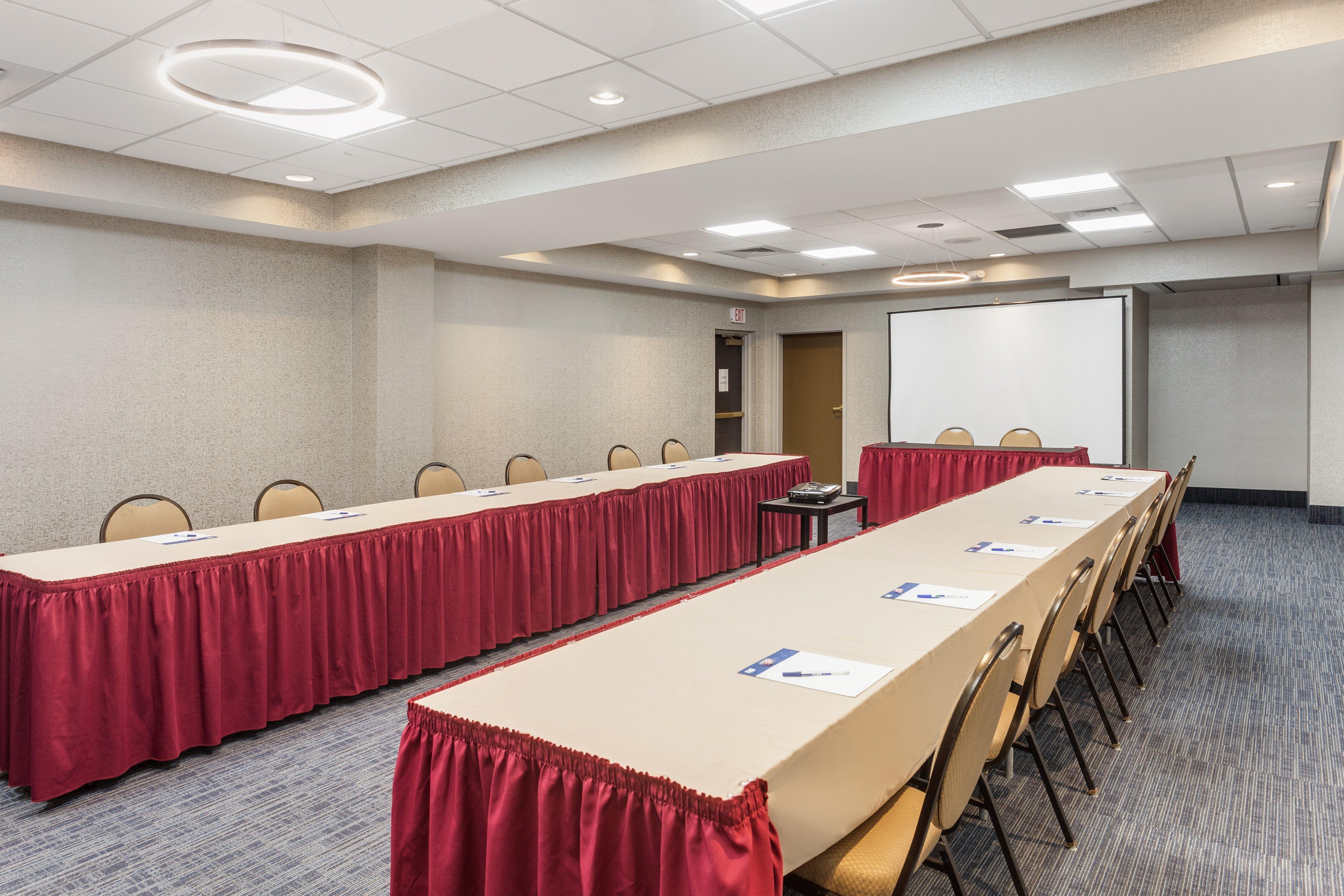 Holiday Inn Express Hotel & Suites Providence-Woonsocket By Ihg Dış mekan fotoğraf