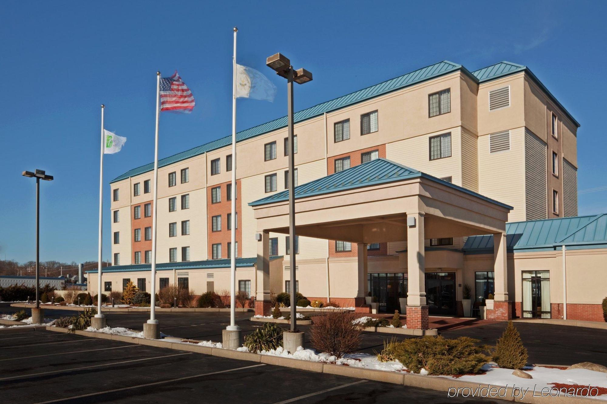 Holiday Inn Express Hotel & Suites Providence-Woonsocket By Ihg Dış mekan fotoğraf